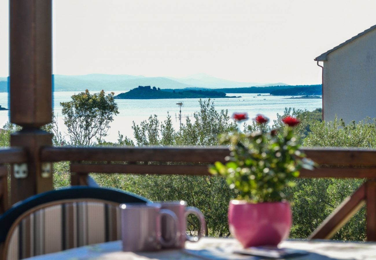 Maison à Drage - Maison de vacances dans Drage avec vue mer, Balcon, Climatisation, WIFI (571-1)