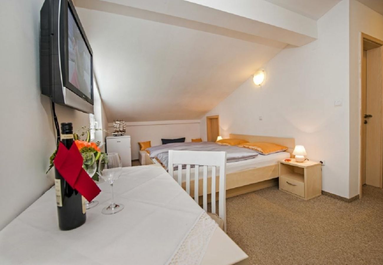 Chambres d'hôtes à Rovinj - Chambre dans Rovinj avec Climatisation, WIFI (230-4)