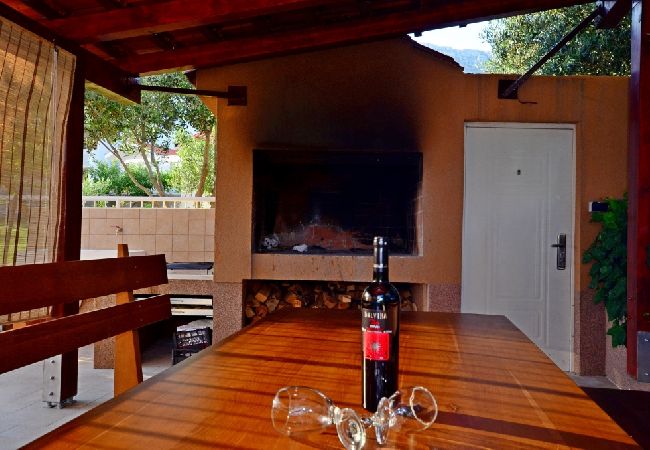 Appartement à Kaštel Sucurac - Appartement dans Kaštel Sućurac avec vue mer, Balcon, Climatisation, WIFI (570-1) Appartement à Kaštel Sucurac - Appartement dans Kaštel Sućurac avec vue mer, Balcon, Climatisation, WIFI (570-1)