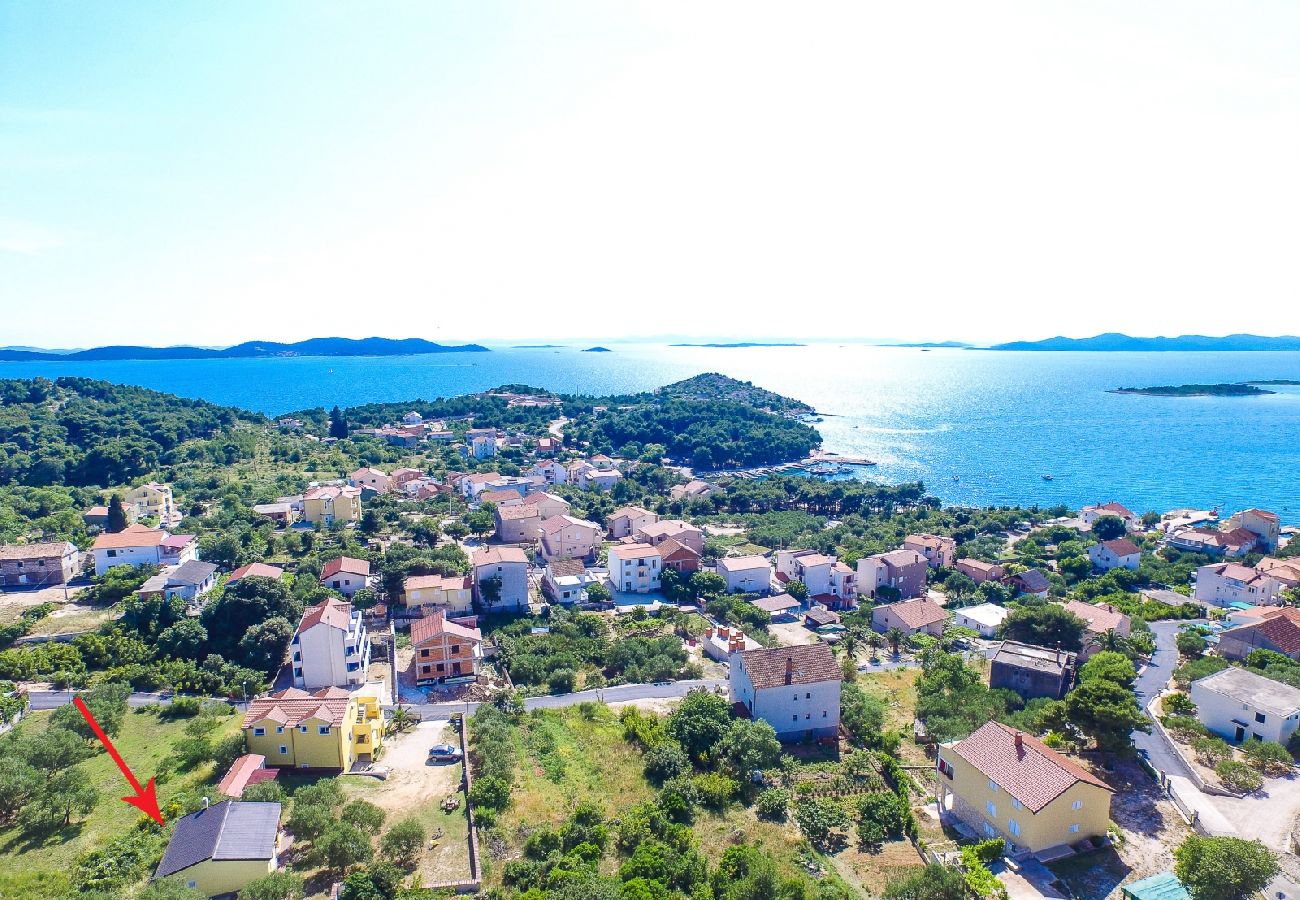 Maison à Drage - Maison de vacances dans Drage avec vue mer, Balcon, Climatisation, WIFI (592-1)