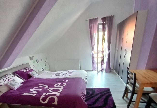 Appartement à Rakovica - Appartement dans Rakovica avec terrasse, Climatisation, WIFI (601-1) Appartement à Rakovica - Appartement dans Rakovica avec terrasse, Climatisation, WIFI (601-1)