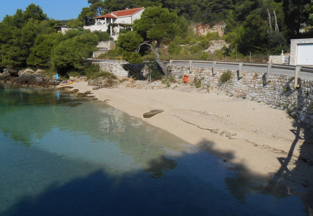 Appartement à Sumartin - Appartement dans Sumartin avec terrasse, Climatisation, Machine à laver, Lave-vaisselle (597-1)