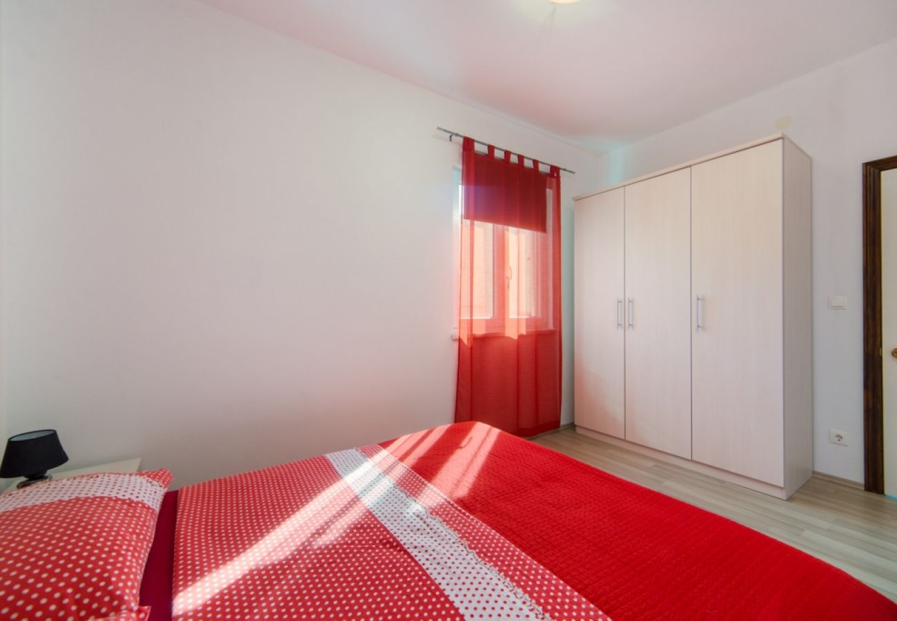 Appartement à Brist - Appartement dans Brist avec Balcon, Climatisation, WIFI (610-5)