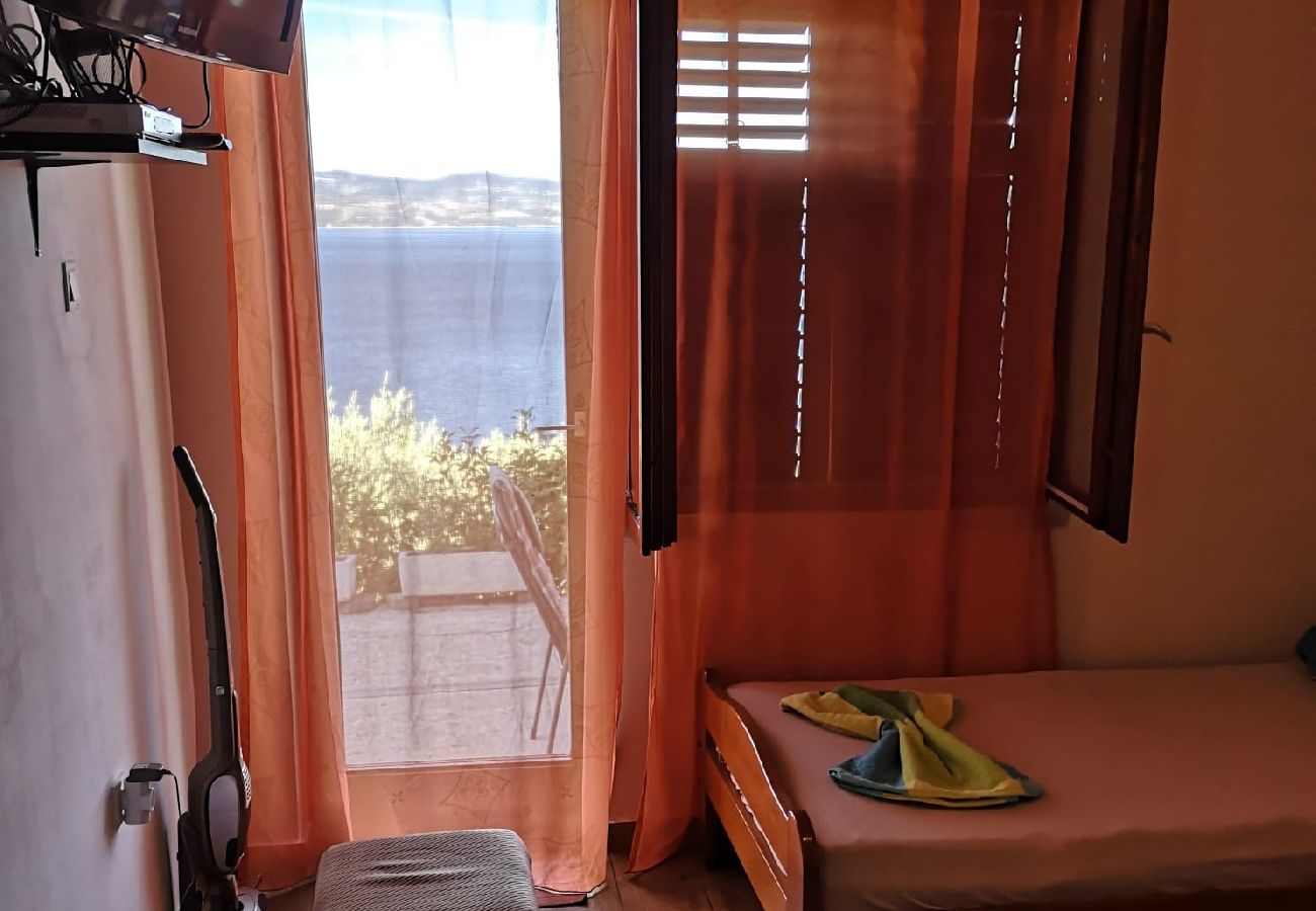 Appartement à Stanici - Ferienwohnung in Stanići mit Meerblick, Balkon, Klimaanlage, W-LAN (634-2)