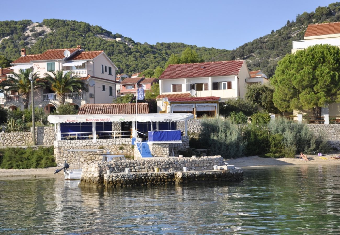 Appartement à Rab - Appartement dans Barbat avec vue mer, Balcon, Climatisation (660-1)