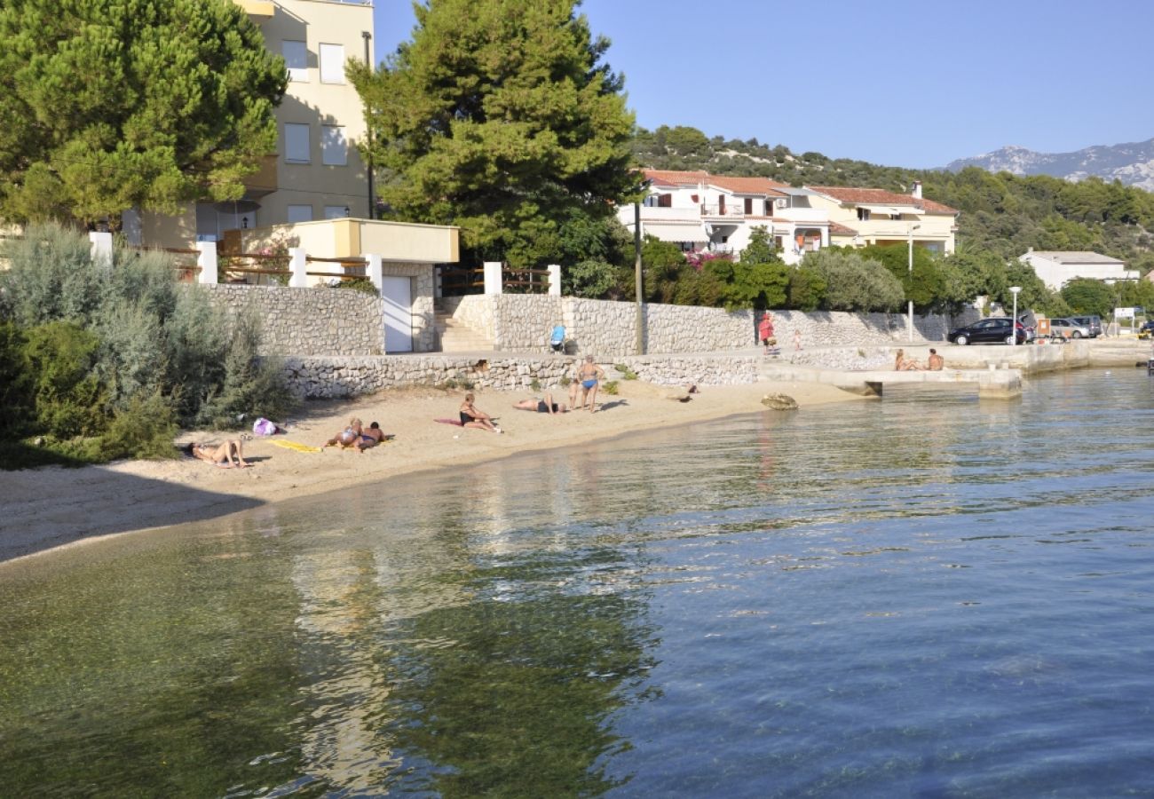 Appartement à Rab - Appartement dans Barbat avec vue mer, Balcon, Climatisation (660-1)