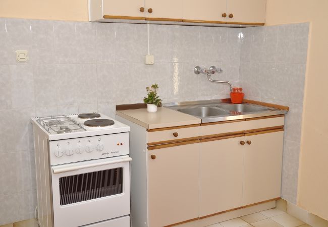 Appartement à Rab - Appartement dans Barbat avec vue mer, Balcon, Climatisation (660-4) Appartement à Rab - Appartement dans Barbat avec vue mer, Balcon, Climatisation (660-4)