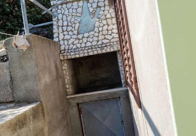 Appartement à Karbuni - Appartement dans Karbuni avec vue mer, terrasse, Climatisation, WIFI (217-3) Appartement à Karbuni - Appartement dans Karbuni avec vue mer, terrasse, Climatisation, WIFI (217-3)