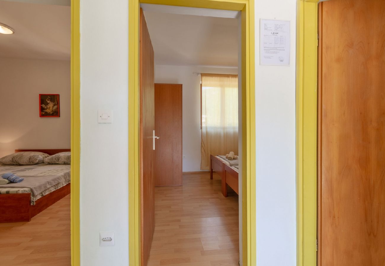 Appartement à Karbuni - Appartement dans Karbuni avec vue mer, terrasse, Climatisation, WIFI (217-3)