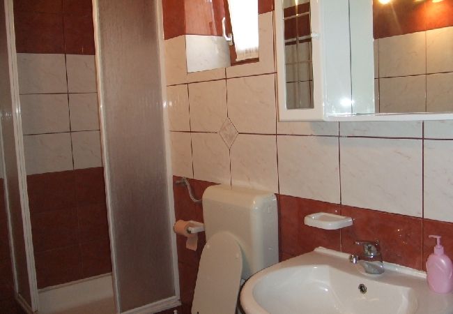 Appartement à Bol - Appartement dans Bol avec vue mer, Balcon, Climatisation, WIFI (652-1) Appartement à Bol - Appartement dans Bol avec vue mer, Balcon, Climatisation, WIFI (652-1)