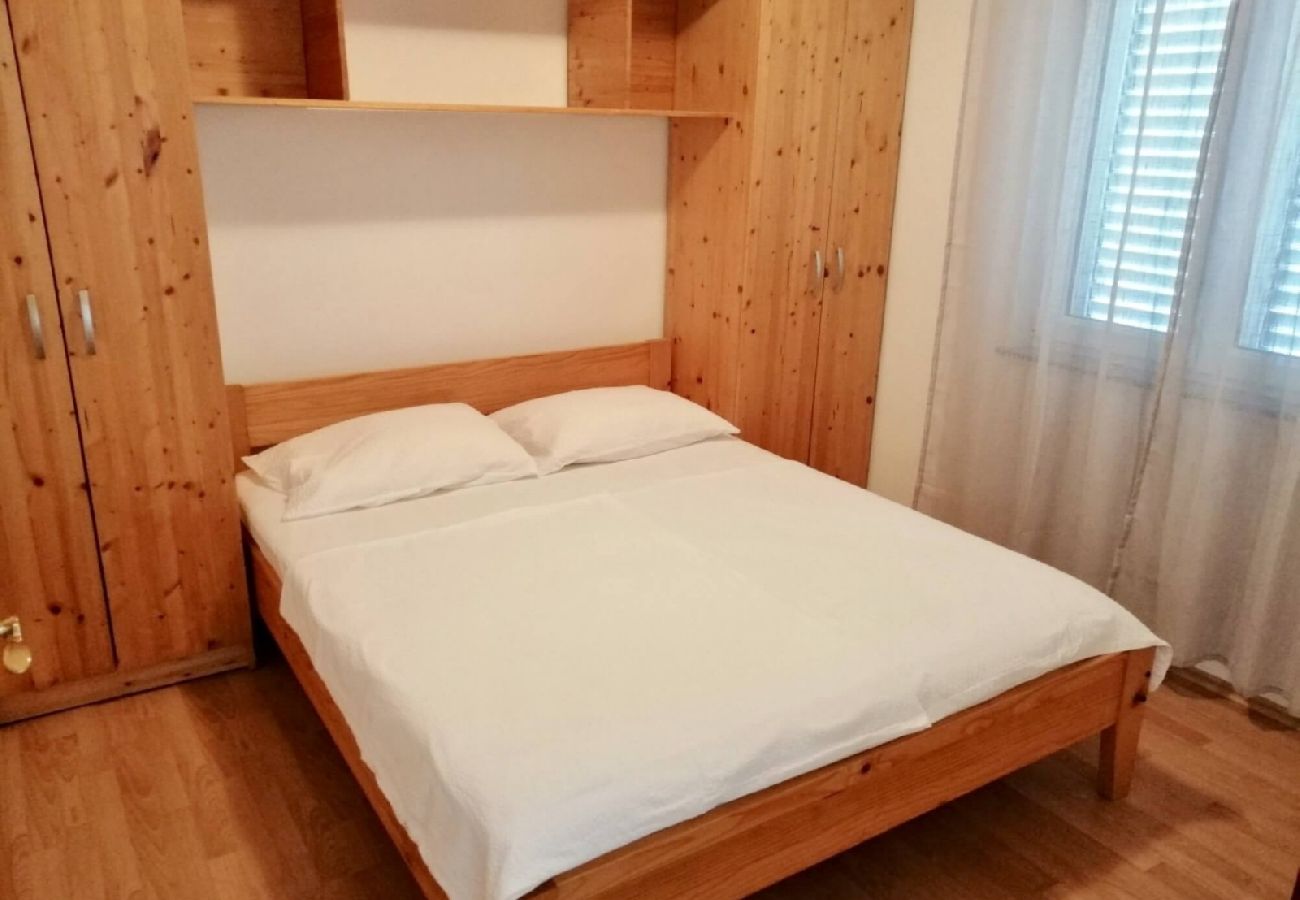 Appartement à Banjol - Appartement dans Banjol avec vue mer, Balcon, Climatisation, WIFI (605-2)