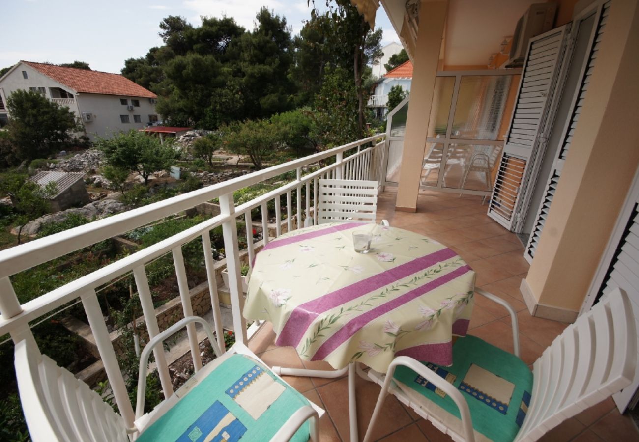 Appartement à Orebic - Appartement dans Orebić avec vue mer, terrasse, Climatisation, WIFI (829-1)