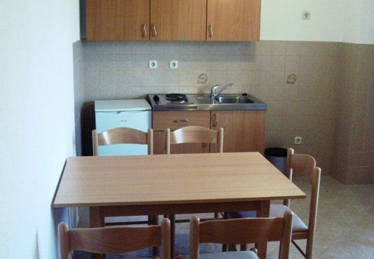 Appartement à Seget Vranjica - Appartement dans Seget Vranjica avec vue mer, Balcon, Climatisation, WIFI (608-3)