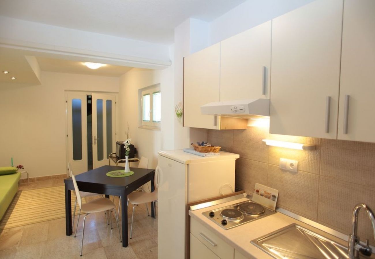 Appartement à Podgora - Appartement dans Podgora avec vue mer, terrasse, Climatisation, WIFI (849-2)