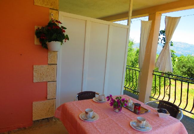 Appartement à Lumbarda - Appartement dans Lumbarda avec vue mer, terrasse, Climatisation, WIFI (856-2) Appartement à Lumbarda - Appartement dans Lumbarda avec vue mer, terrasse, Climatisation, WIFI (856-2)