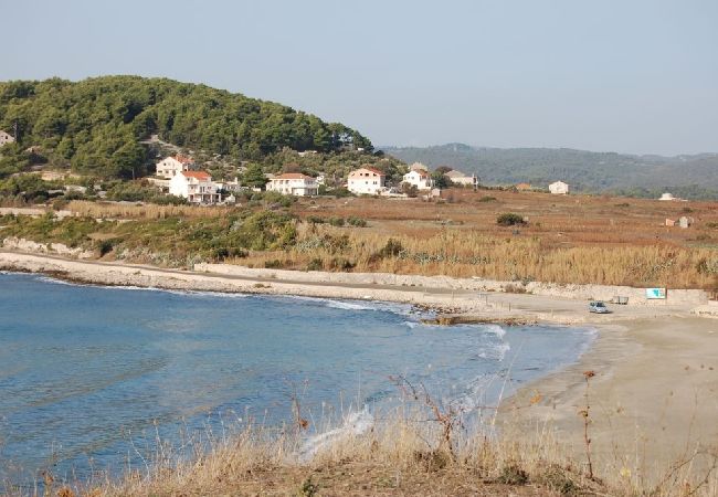 Appartement à Lumbarda - Appartement dans Lumbarda avec vue mer, terrasse, Climatisation, WIFI (856-3) Appartement à Lumbarda - Appartement dans Lumbarda avec vue mer, terrasse, Climatisation, WIFI (856-3)