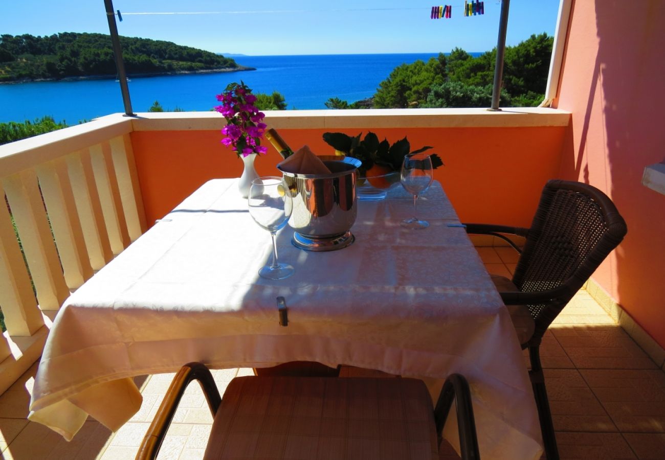 Appartement à Lumbarda - Appartement dans Lumbarda avec vue mer, terrasse, Climatisation, WIFI (856-3)