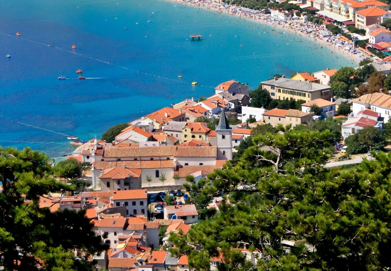 Studio à Baška - Appartement Studio dans Baška avec terrasse, Climatisation, WIFI, Machine à laver (863-1)