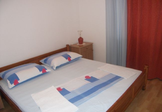 Appartement à Lumbarda - Appartement dans Lumbarda avec vue mer, terrasse, Climatisation, Machine à laver (876-1) Appartement à Lumbarda - Appartement dans Lumbarda avec vue mer, terrasse, Climatisation, Machine à laver (876-1)