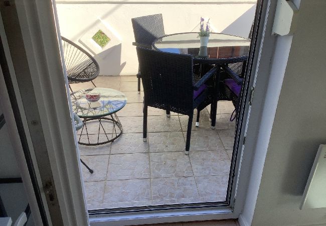 Appartement à Bibinje - Appartement dans Bibinje avec terrasse, Climatisation, WIFI, Machine à laver (877-2) Appartement à Bibinje - Appartement dans Bibinje avec terrasse, Climatisation, WIFI, Machine à laver (877-2)