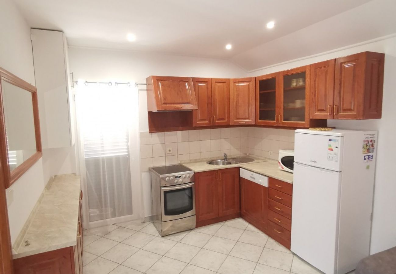 Appartement à Privlaka - Appartement dans Privlaka avec Balcon, Climatisation, WIFI, Lave-vaisselle (878-1)