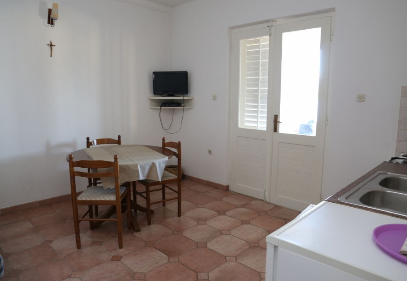 Appartement à Lumbarda - Appartement dans Lumbarda avec vue mer, terrasse, WIFI, Machine à laver (869-3)