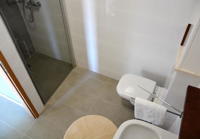 Maison à Pucišca - Maison de vacances dans Pučišća avec terrasse, WIFI, Machine à laver (887-1) Maison à Pucišca - Maison de vacances dans Pučišća avec terrasse, WIFI, Machine à laver (887-1)
