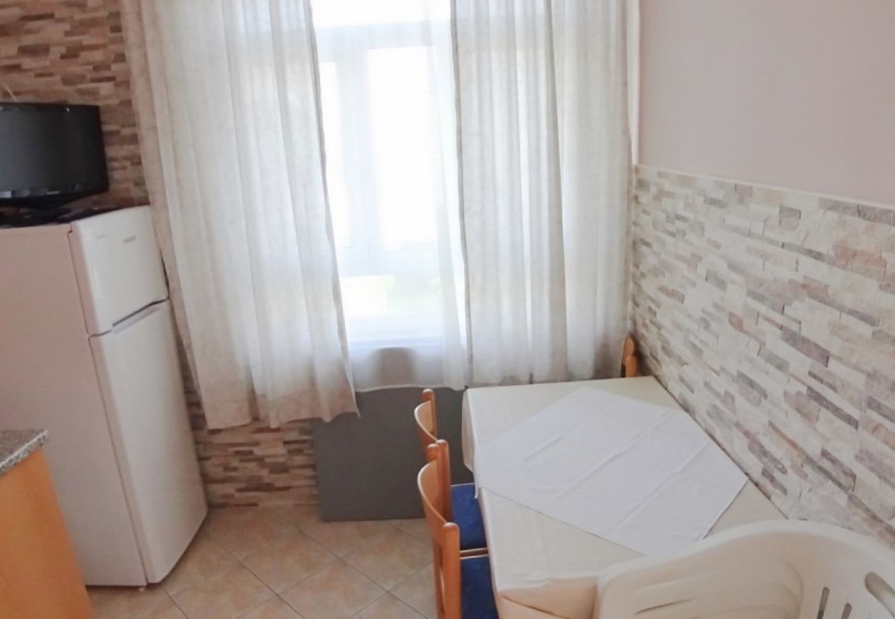 Appartement à Lopar - Appartement dans Lopar avec terrasse, Climatisation, WIFI, Machine à laver (893-2)