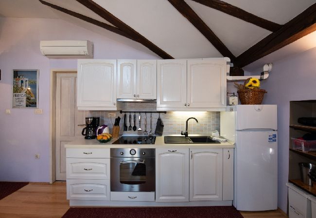 Appartement à Opatija - Appartement dans Opatija avec Climatisation, WIFI, Machine à laver (905-2) Appartement à Opatija - Appartement dans Opatija avec Climatisation, WIFI, Machine à laver (905-2)