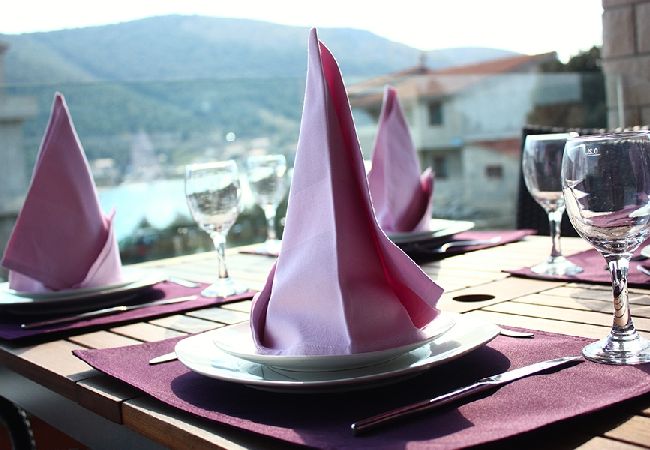 Appartement à Grebaštica - Appartement dans Grebaštica avec vue mer, terrasse, Climatisation, WIFI (886-2) Appartement à Grebaštica - Appartement dans Grebaštica avec vue mer, terrasse, Climatisation, WIFI (886-2)