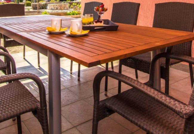 Appartement à Grebaštica - Appartement dans Grebaštica avec vue mer, terrasse, Climatisation, WIFI (886-3) Appartement à Grebaštica - Appartement dans Grebaštica avec vue mer, terrasse, Climatisation, WIFI (886-3)