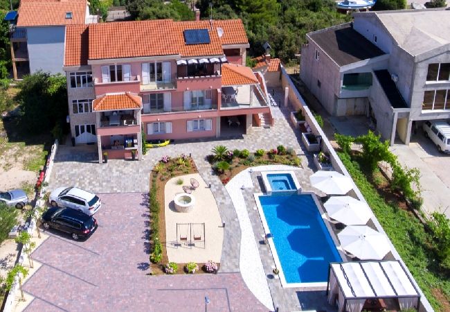 Appartement à Grebaštica - Appartement dans Grebaštica avec vue mer, terrasse, Climatisation, WIFI (886-3) Appartement à Grebaštica - Appartement dans Grebaštica avec vue mer, terrasse, Climatisation, WIFI (886-3)