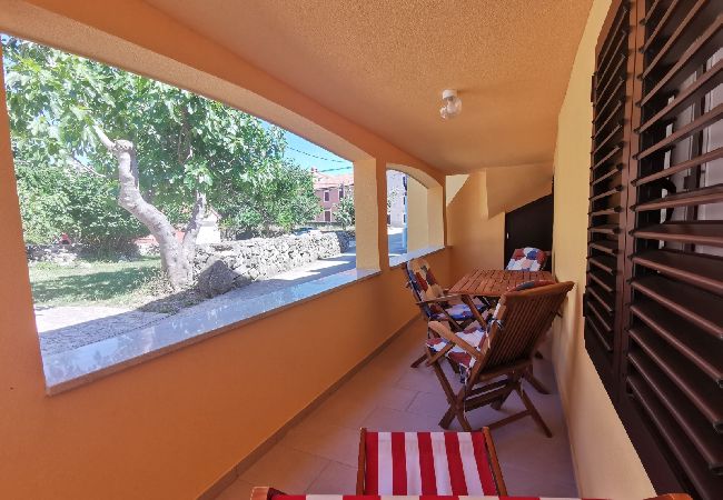 Appartement à Stivan - Appartement dans Stivan avec terrasse, Climatisation, WIFI (920-1) Appartement à Stivan - Appartement dans Stivan avec terrasse, Climatisation, WIFI (920-1)