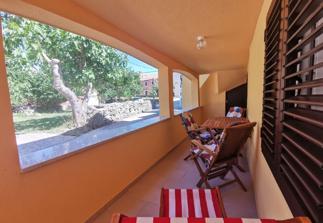 Appartement à Stivan - Appartement dans Stivan avec terrasse, Climatisation, WIFI (920-1)