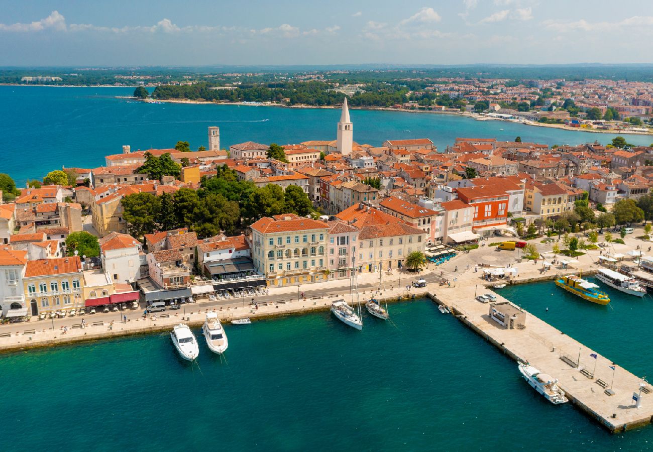 Studio à Porec - Appartement Studio dans Poreč avec vue mer, Balcon, Climatisation, WIFI (819-6)