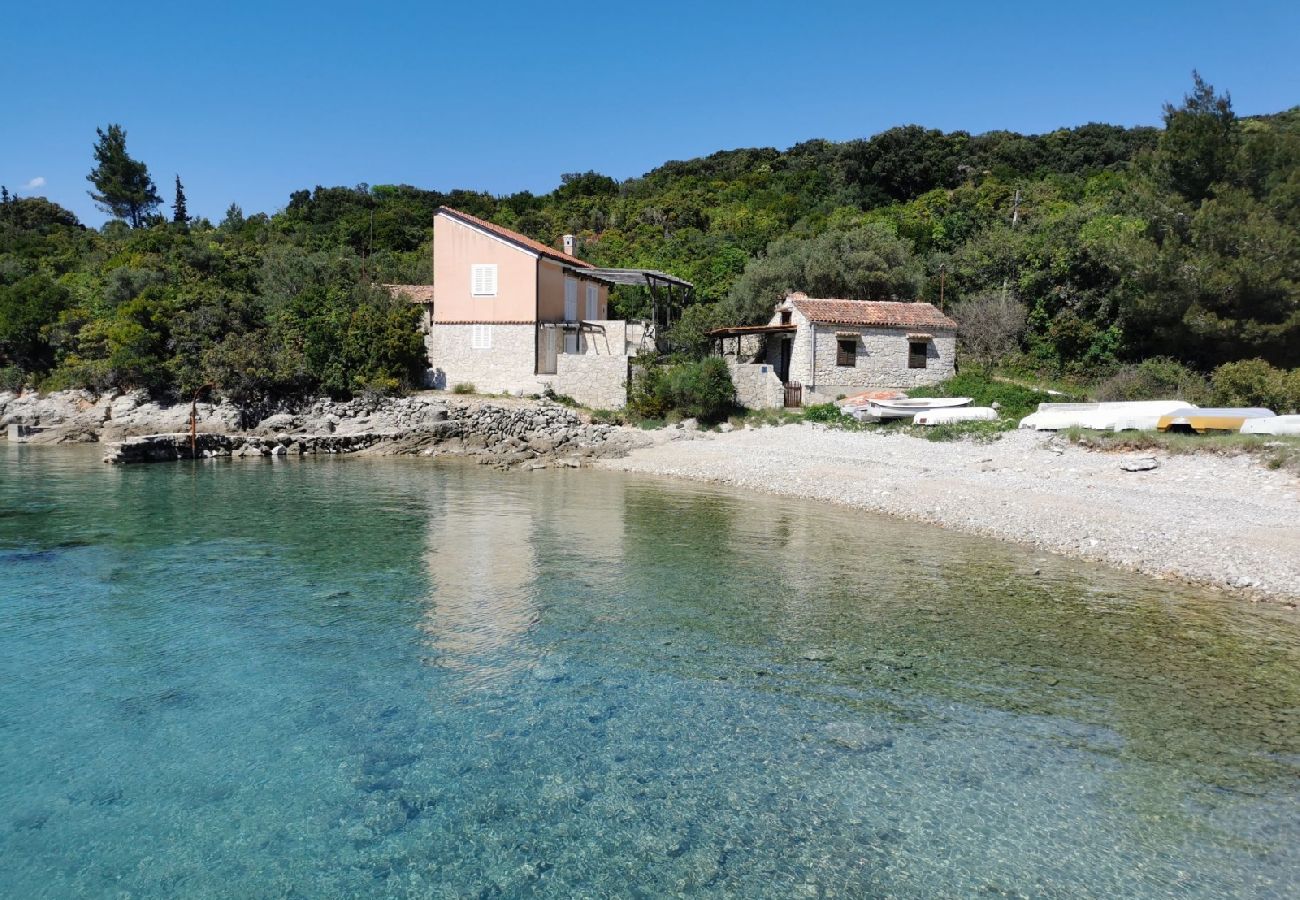 Appartement à Stivan - Appartement dans Stivan avec terrasse, Climatisation, WIFI, Machine à laver (920-3)