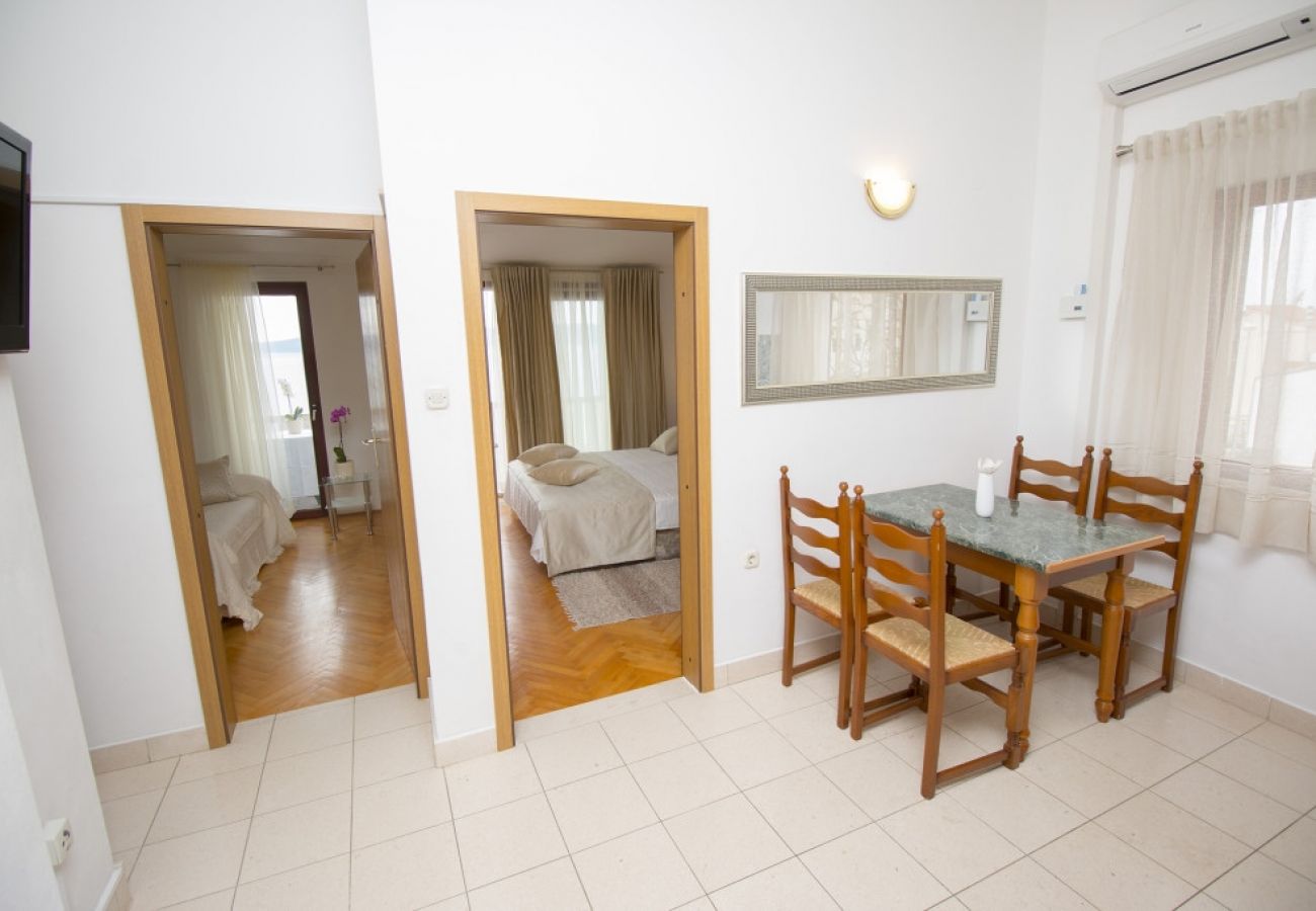 Appartement à Pisak - Appartement dans Pisak avec vue mer, Balcon, Climatisation, WIFI (3340-4)