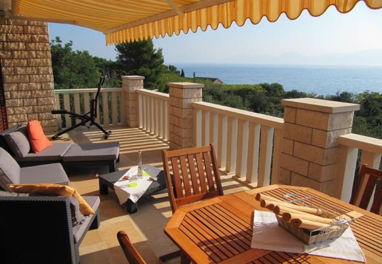 Appartement à Sucuraj - Appartement dans Sućuraj avec vue mer, terrasse, Climatisation, WIFI (3354-1)