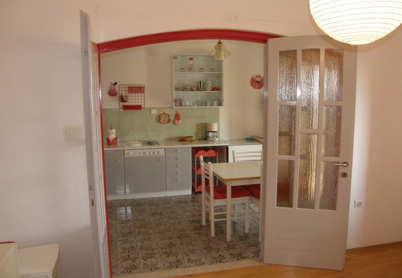 Appartement à Bol - Appartement dans Bol avec vue mer, Balcon, Climatisation, WIFI (3416-1)