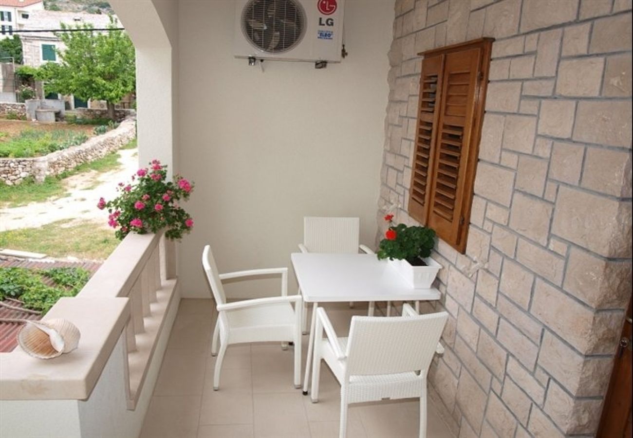 Appartement à Bol - Appartement dans Bol avec vue mer, Balcon, Climatisation, WIFI (3417-5)