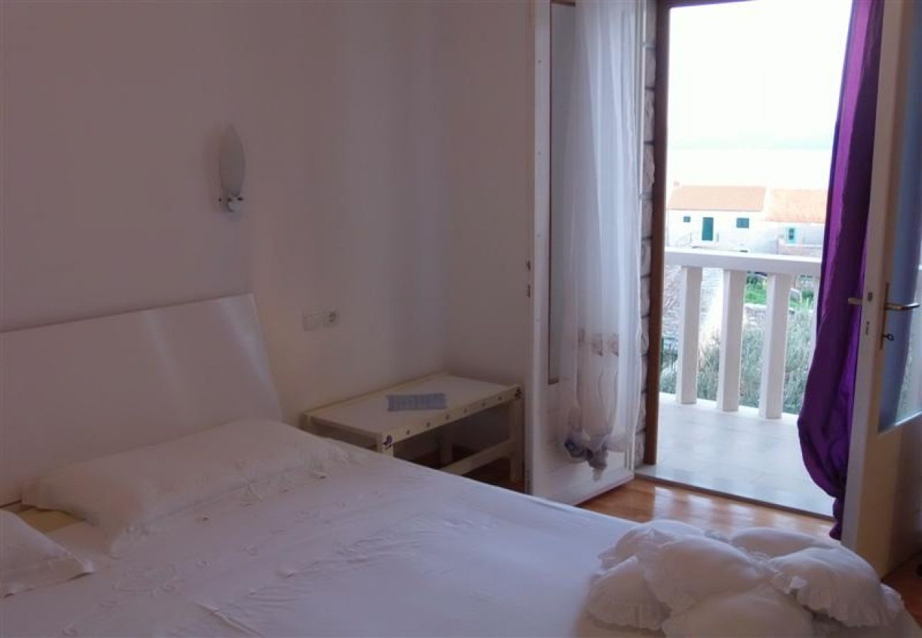 Appartement à Bol - Appartement dans Bol avec vue mer, Balcon, Climatisation, WIFI (3417-5)