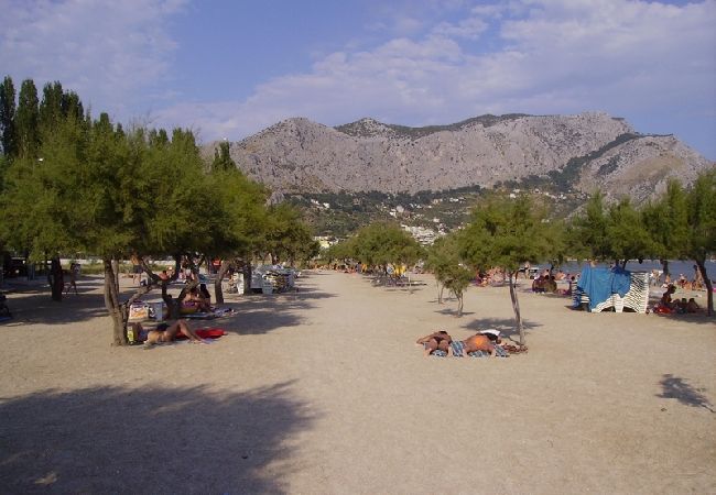 Appartement à Omiš - Appartement dans Omiš avec vue mer, Balcon, Climatisation, WIFI (3422-1) Appartement à Omiš - Appartement dans Omiš avec vue mer, Balcon, Climatisation, WIFI (3422-1)