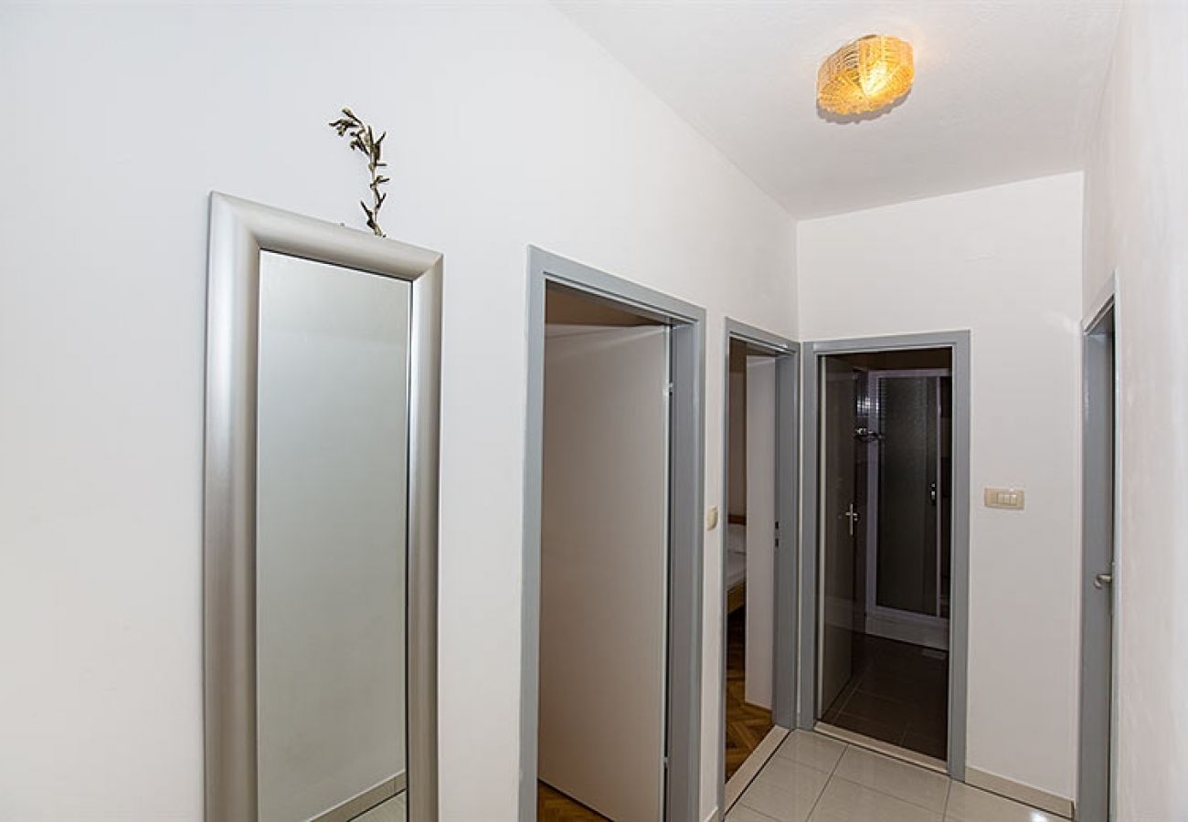 Appartement à Duce - Appartement dans Duće avec vue mer, terrasse, Climatisation, WIFI (3423-3)