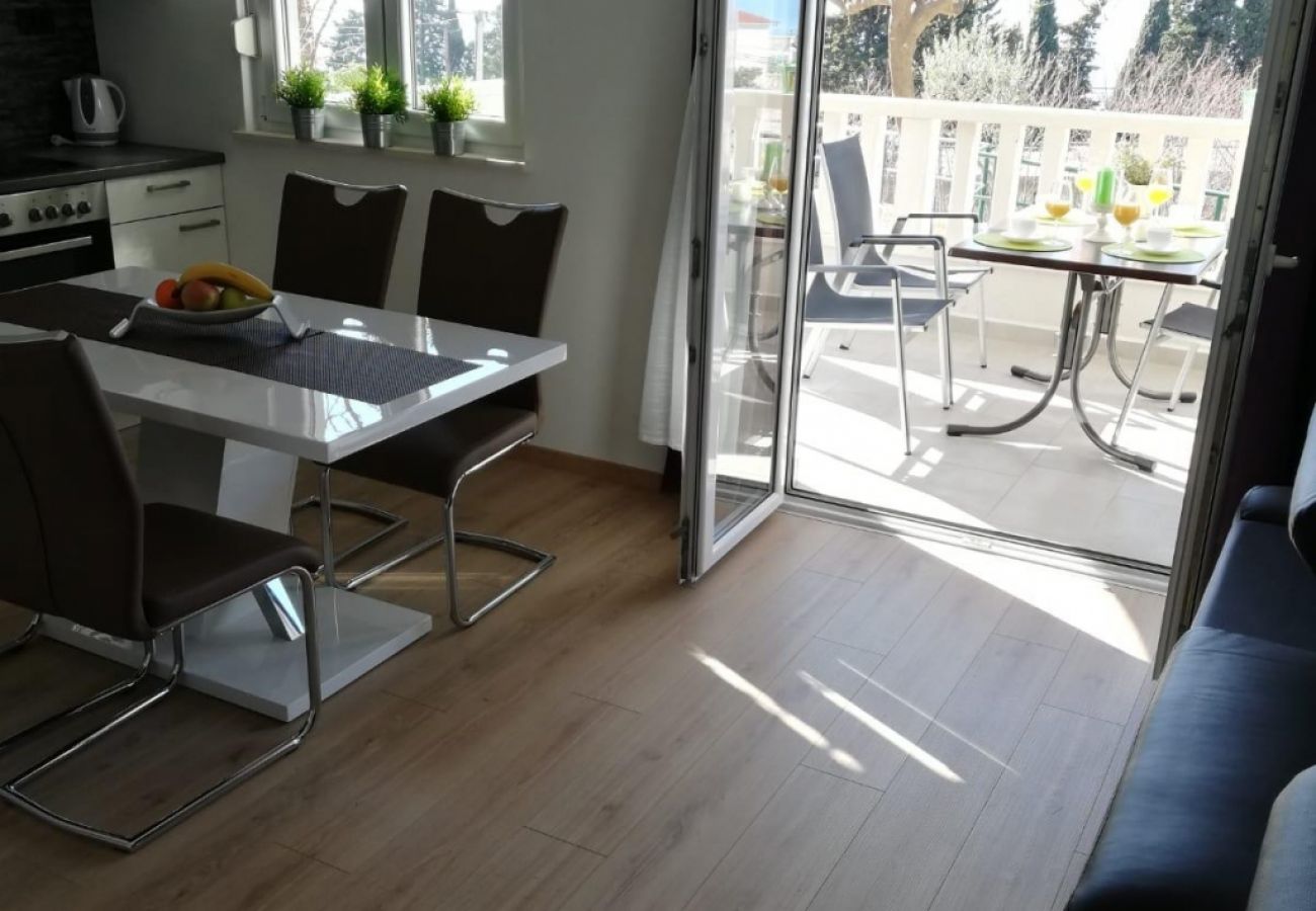 Appartement à Duce - Appartement dans Duće avec vue mer, terrasse, Climatisation, WIFI (3423-6)