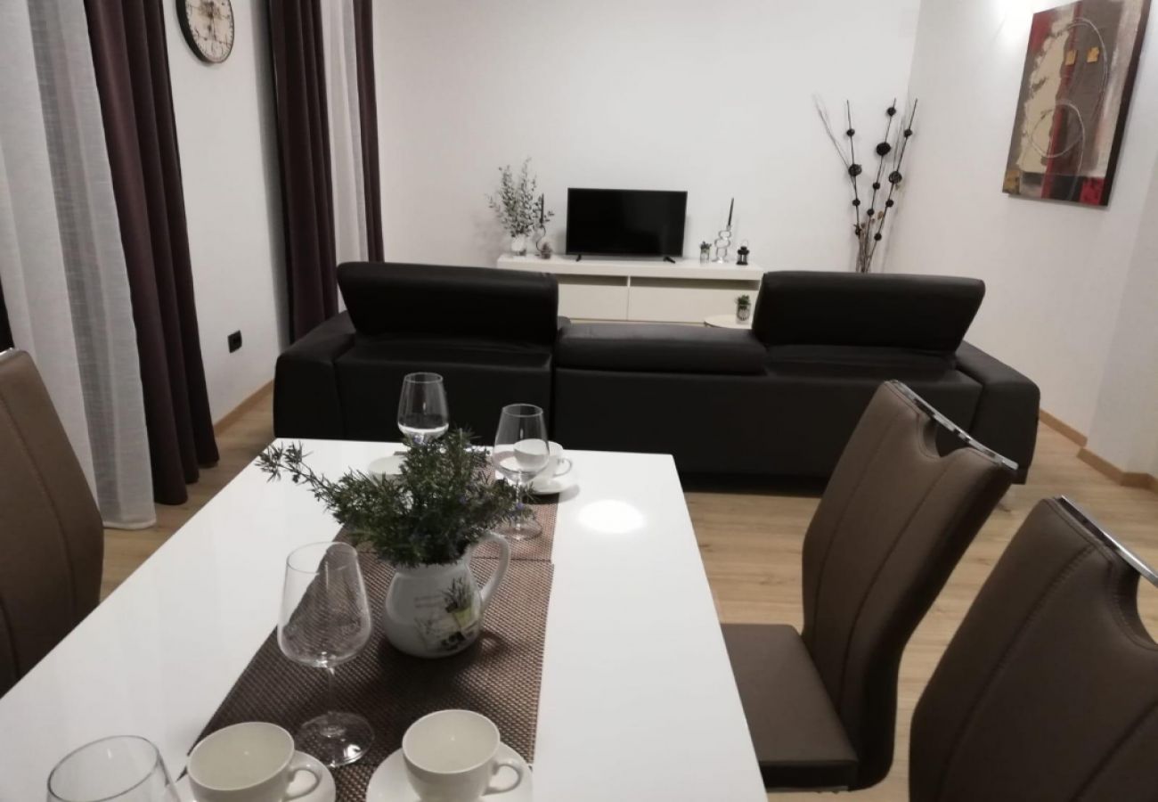 Appartement à Duce - Appartement dans Duće avec vue mer, terrasse, Climatisation, WIFI (3423-6)