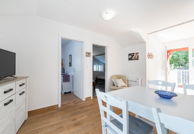 Maison à Vela Luka - Maison Robinson dans Vela Luka avec vue mer, terrasse, Climatisation, WIFI (3439-1) Maison à Vela Luka - Maison Robinson dans Vela Luka avec vue mer, terrasse, Climatisation, WIFI (3439-1)