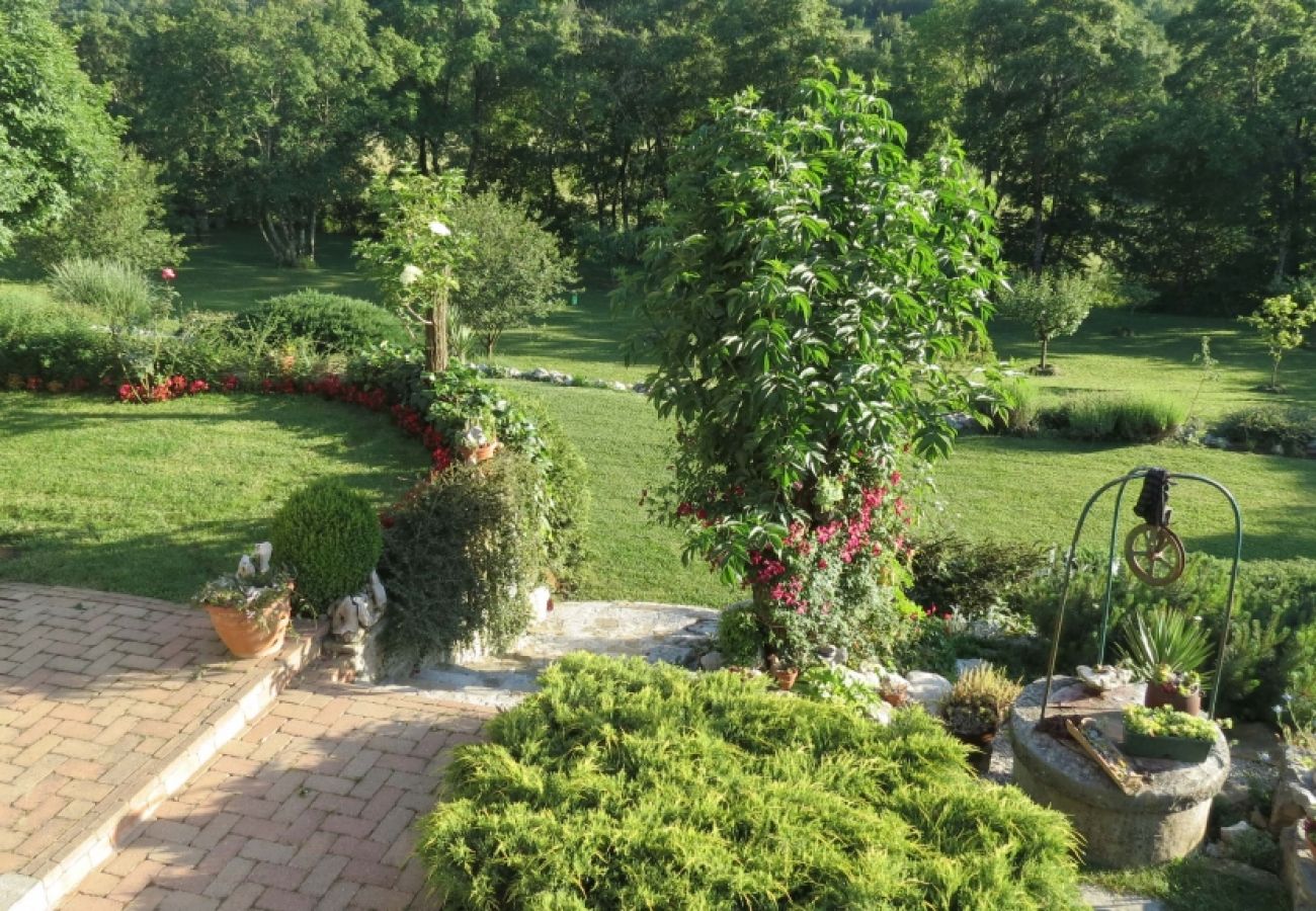 Maison à Roc - Maison de vacances dans Roč avec terrasse, Climatisation, WIFI, Machine à laver (3458-1)