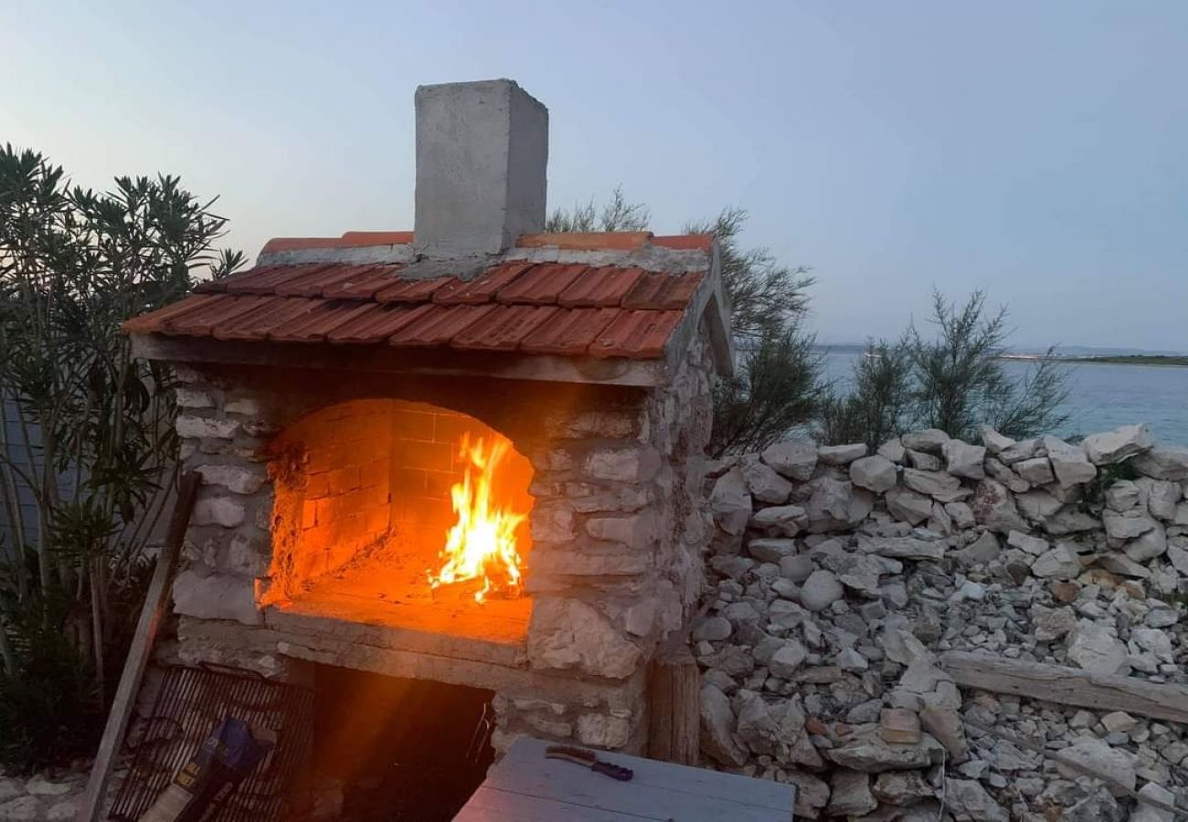 Maison à Tkon - Maison Robinson dans Žižanj avec vue mer, terrasse (3469-1)