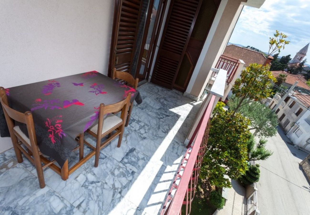 Studio à Pakoštane - Appartement Studio dans Pakoštane avec vue mer, Balcon, Climatisation, WIFI (3475-5)