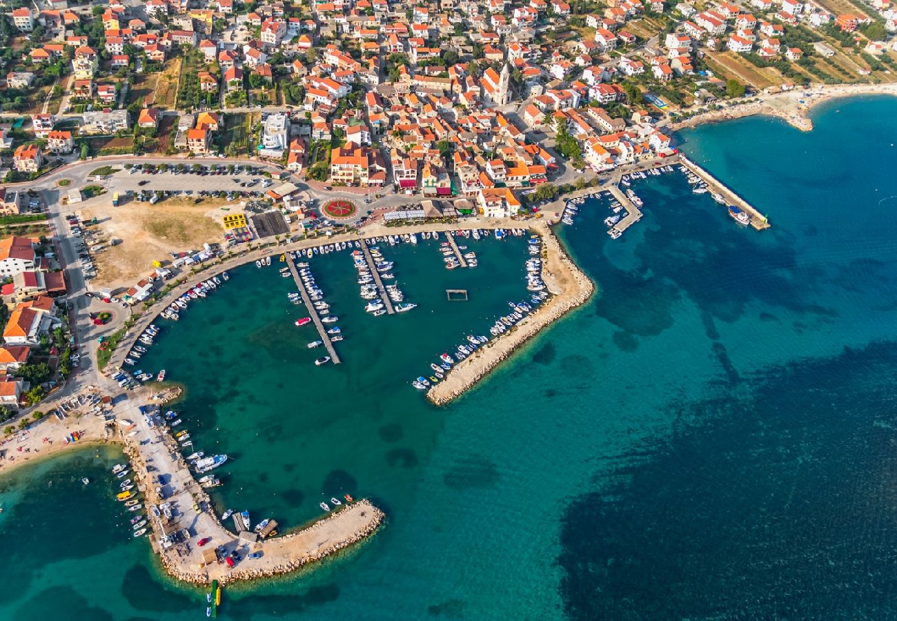 Chambres d'hôtes à Pakoštane - Chambre dans Pakoštane avec vue mer, Balcon, Climatisation, WIFI (3475-6)